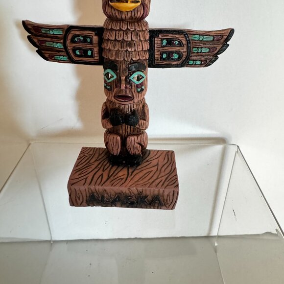 Alaska Totem Pole Resin Sculpture Hand Painted Home Decor Souvenir - Picture 4 of 11